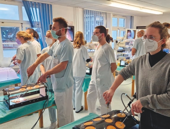 JME - Indo-German Gynecologic Endoscopy Training (7)
